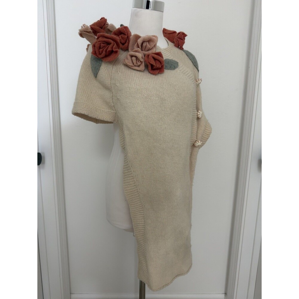 Anthropologie Sleeping On Snow Wool 3D Felted Rose Capelet Poncho Sweater Wrap